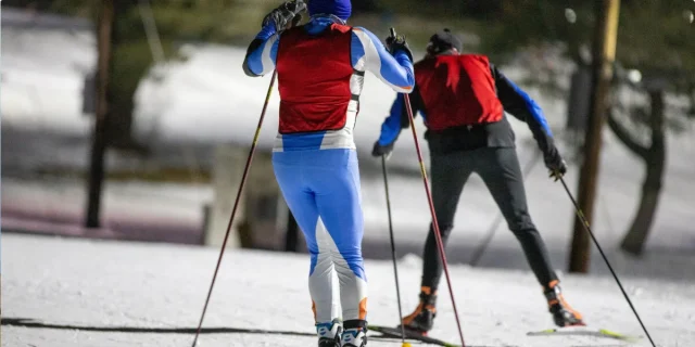 Urban Wanderlust: City Walking Tours for Street Savvy Urban Wanderlust: City Walking Tours for Street Savvy